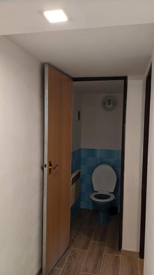 Chalupa U Rybnika Strehom Dolni Bousov Exterior photo